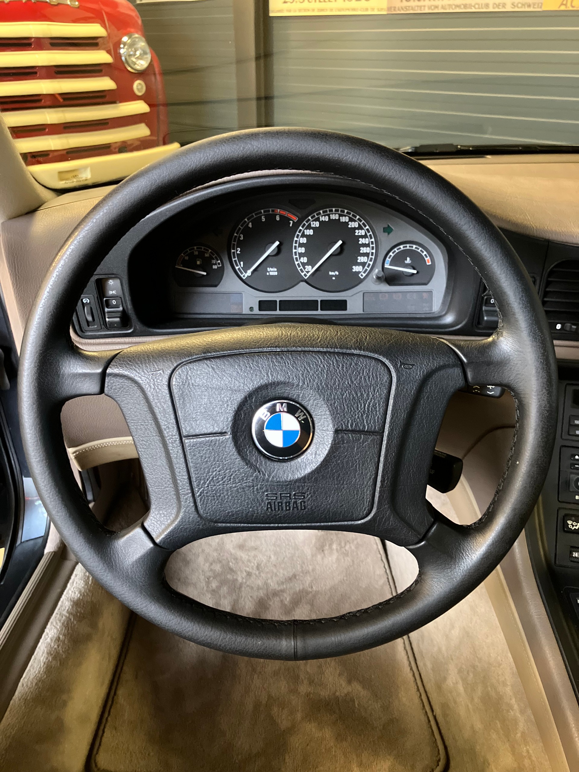 BMW 840Ci A-image-14