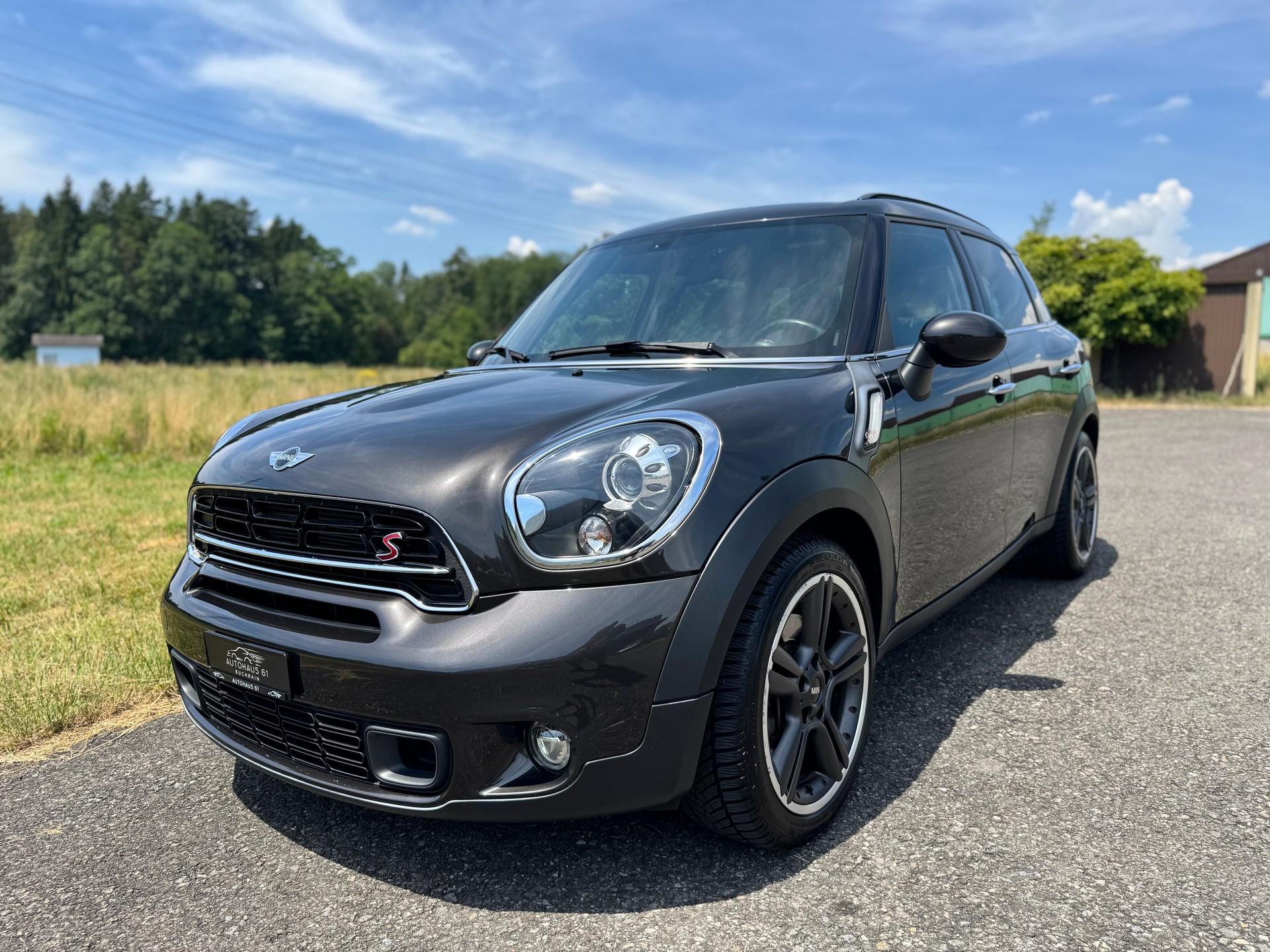 MINI Countryman Cooper S ALL4 Steptronic / ab MFK bei Verkauf-showroom-element-2
