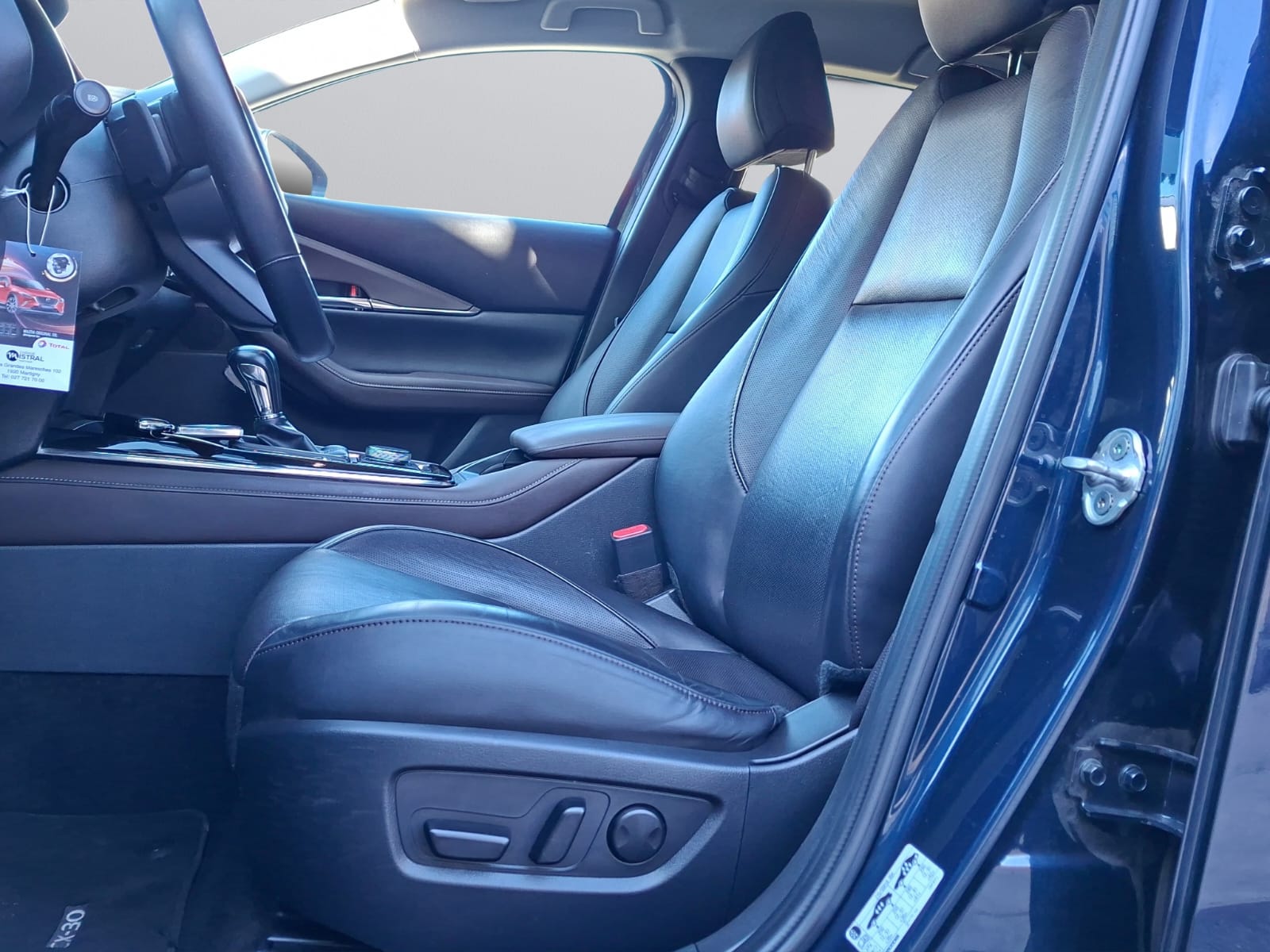 MAZDA CX-30 SKYACTIV-X M Hybrid 180 Ambition Plus AWD Automat-image-8