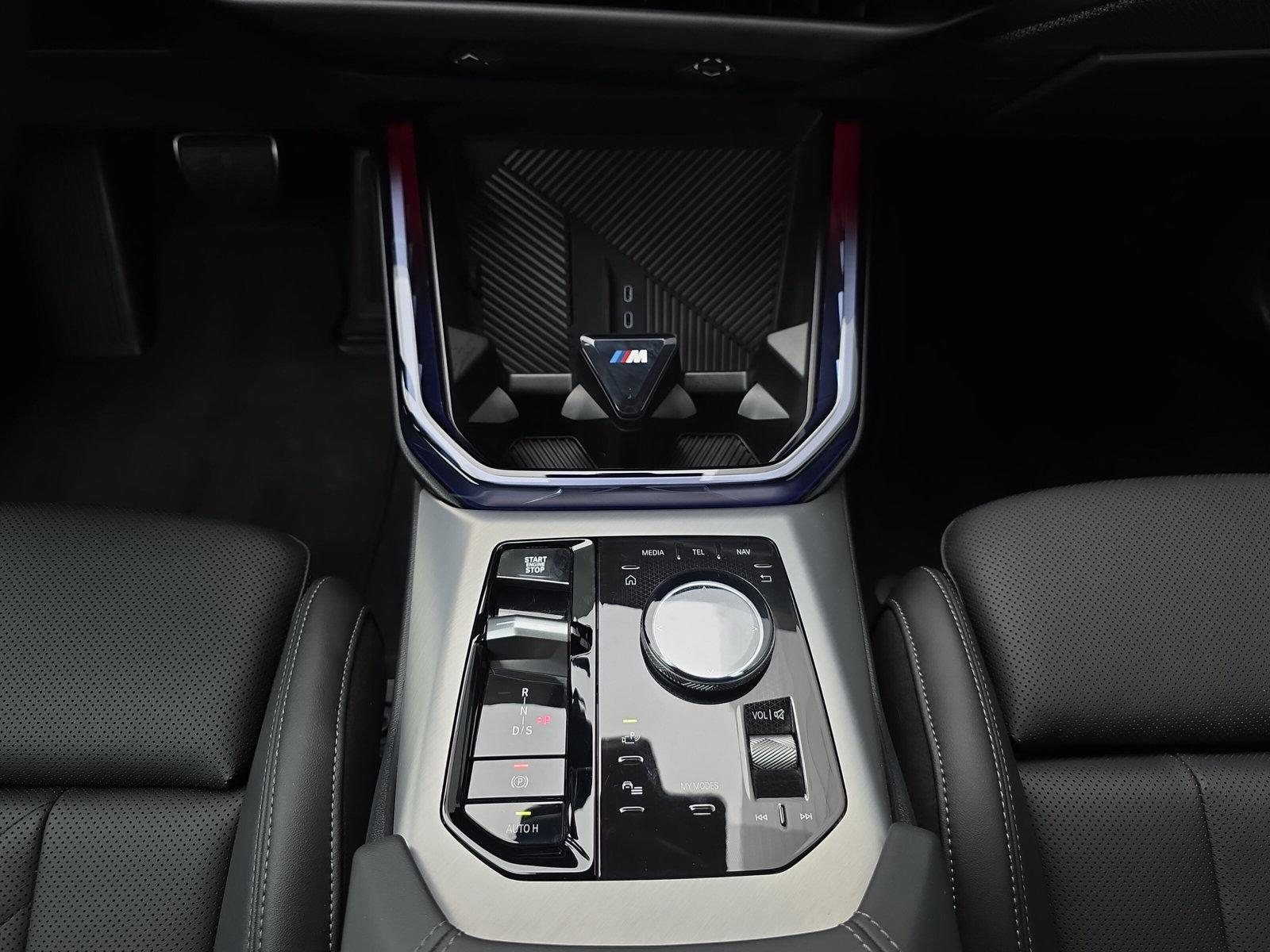 BMW X3 30e M Sport Pro xDrive G45 (CH) AHK ** Plug-in Hybrid ** Roues hiver incluse **-image-26