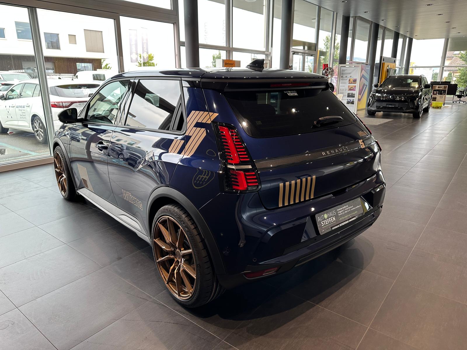 RENAULT R5 E-Tech Comfort Range 52 kWh Techno-image-4