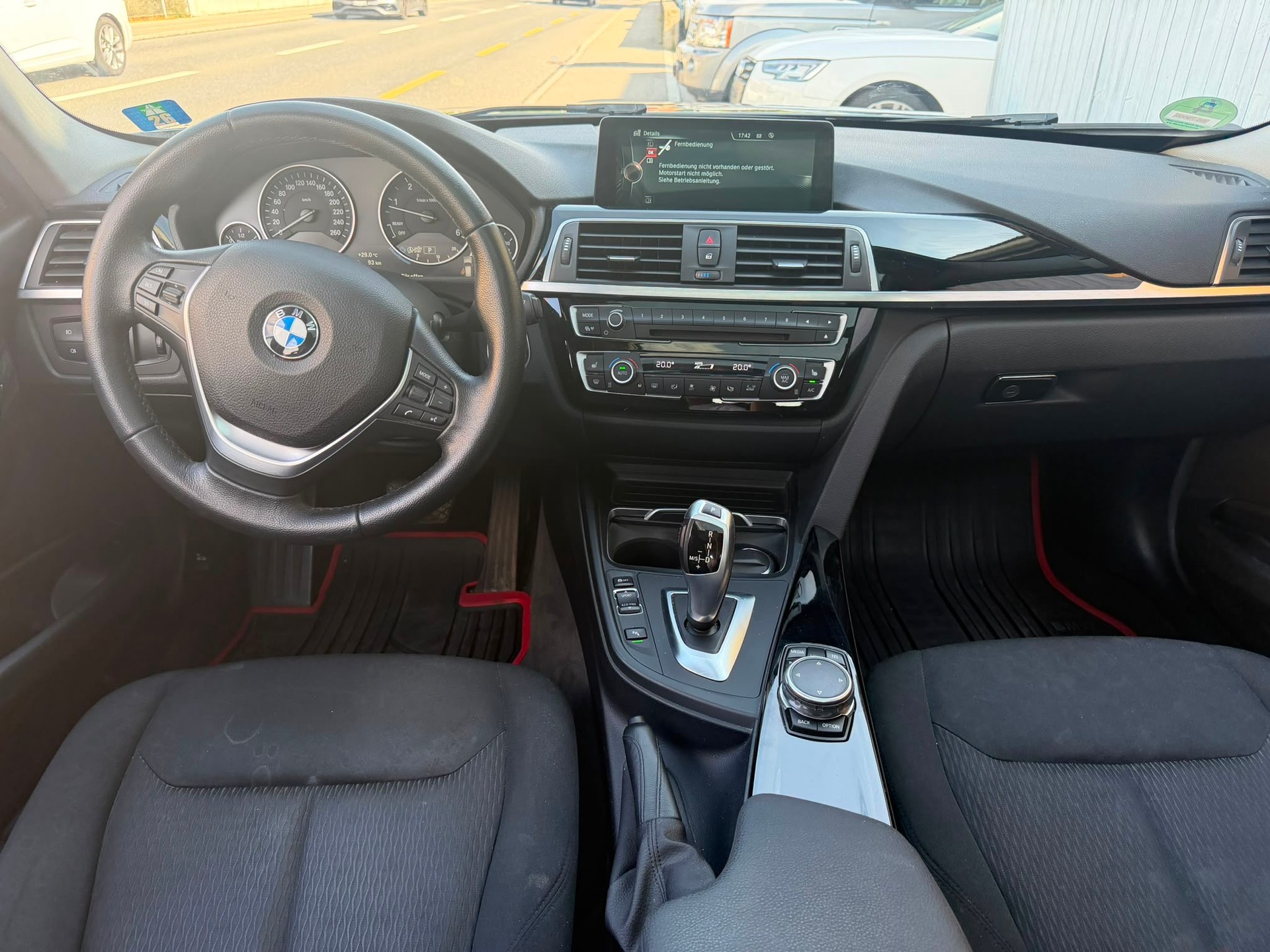 BMW 335d xDrive Touring Steptronic-image-8