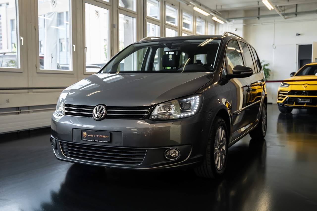 VW Touran 2.0 TDI Highline-showroom-element-2
