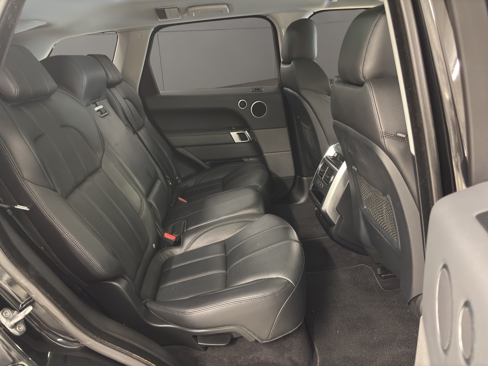 LAND ROVER Range Rover Sport 3.0 TDV6 SE Automatic-image-18