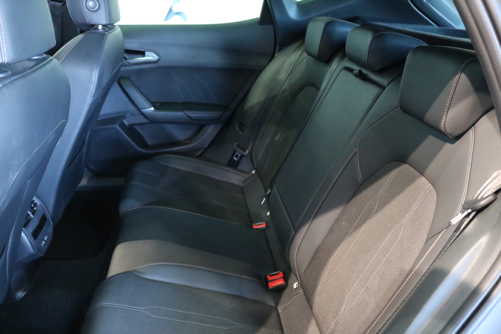 CUPRA Formentor 1.5 TSI DSG-image-6