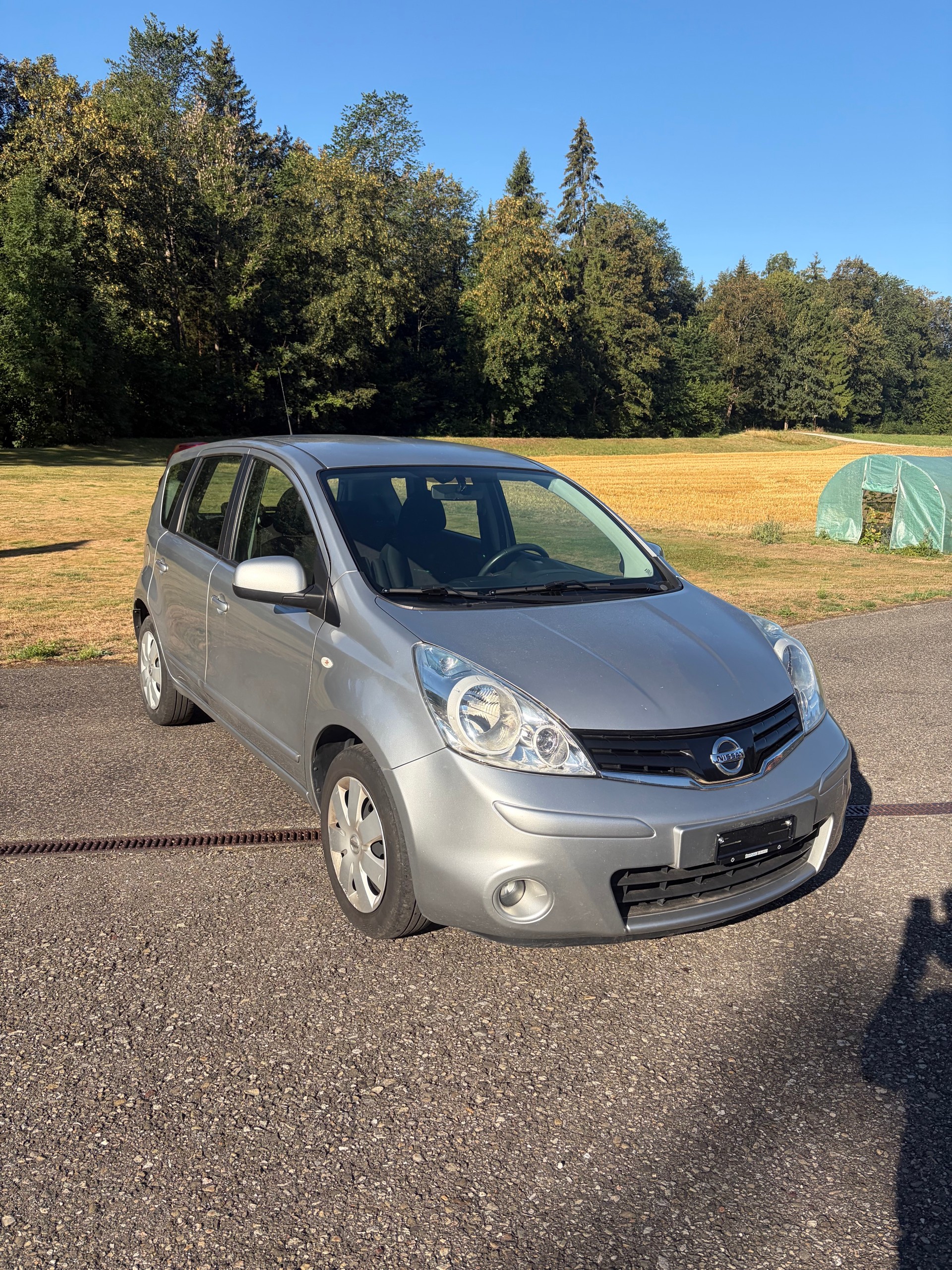 NISSAN Note 1.4 acenta-showroom-element-2