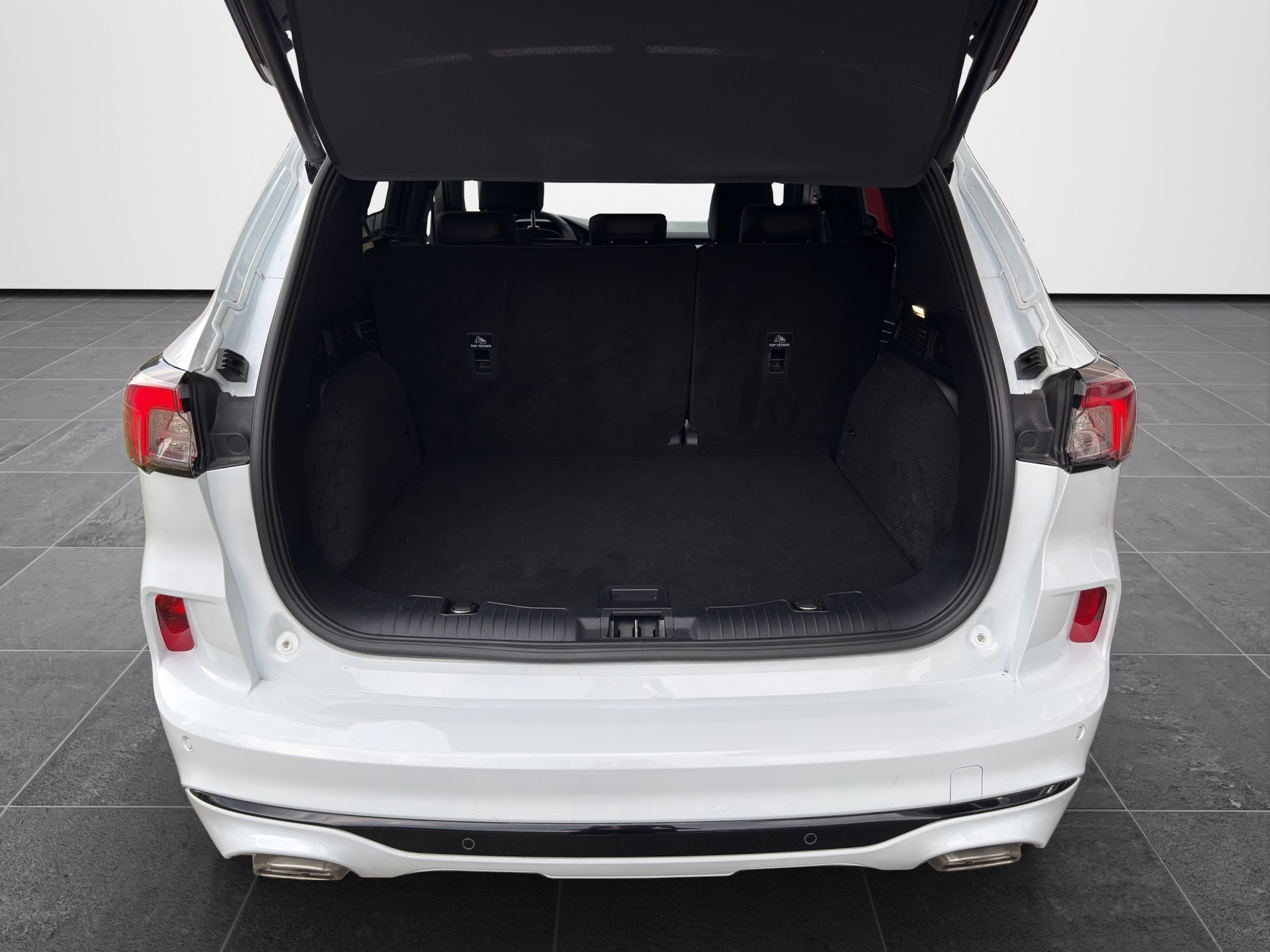FORD Kuga 2.5 FHEV ST-Line X 4WD LEASING AB 423.87 CHF / MONAT-image-12