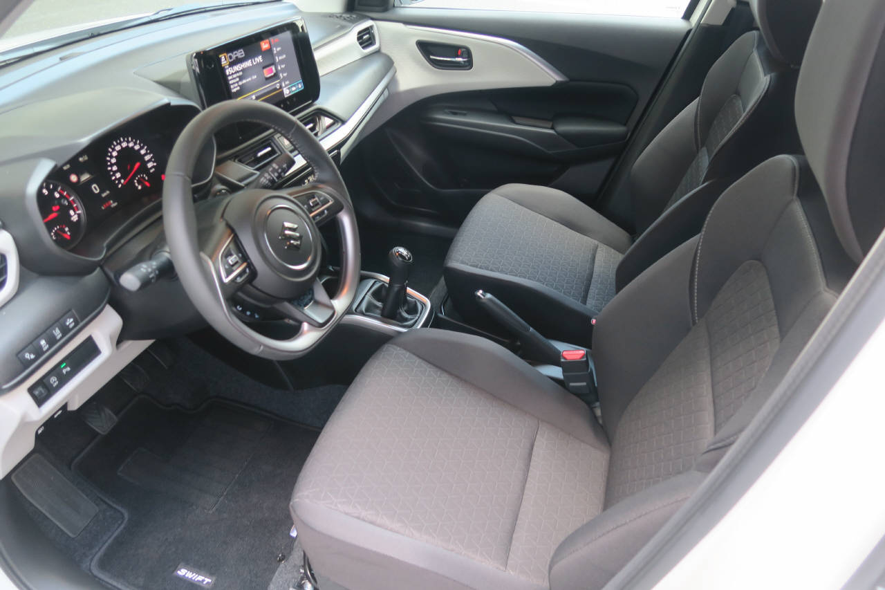 SUZUKI Swift 1.2 Piz Sulai Top Hybrid 4x4-showroom-element-3