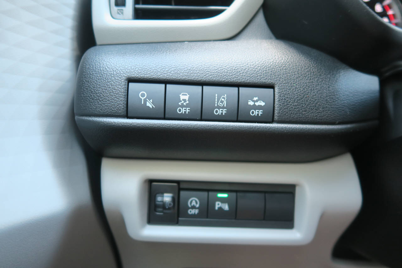 SUZUKI Swift 1.2 Piz Sulai Top Hybrid 4x4-image-7