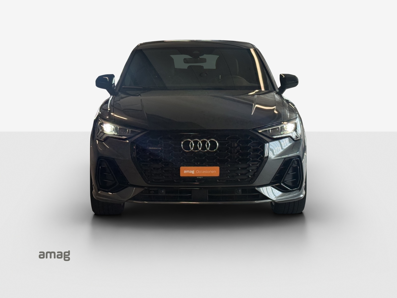 AUDI Q3 Sportback 40 TFSI S line quattro S-tronic-image-6