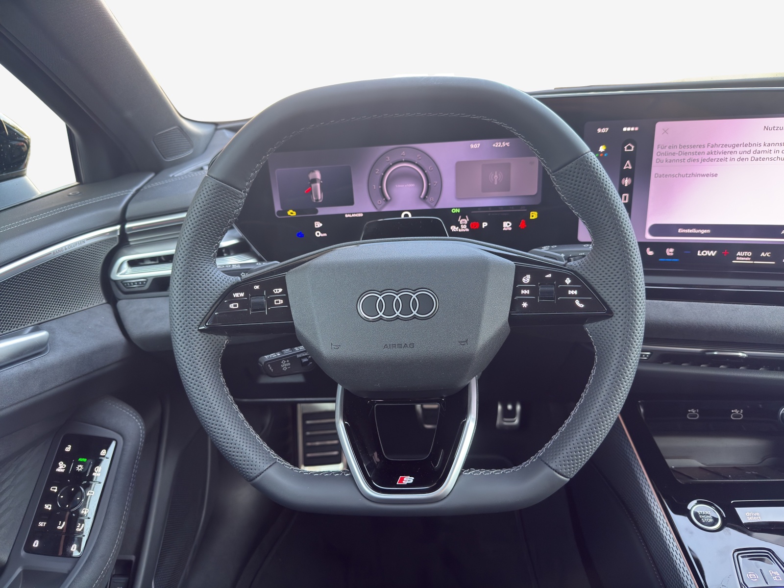 AUDI A6 Avant TFSI quattro 270 kW S tronic-image-9