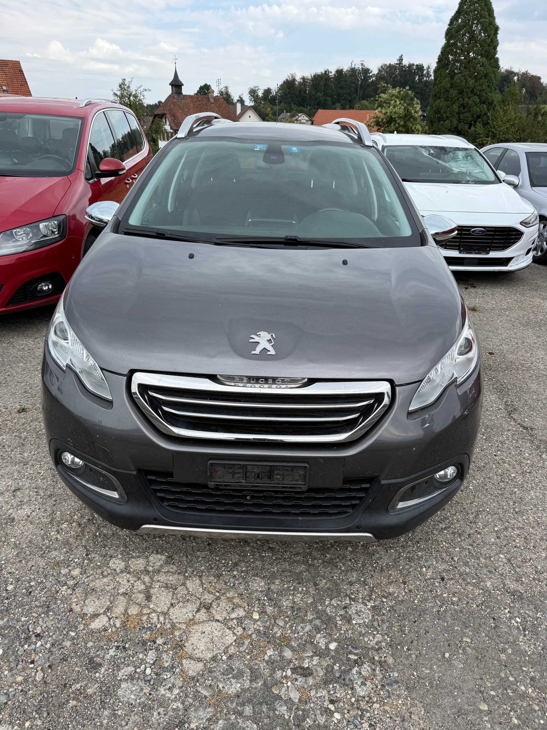 PEUGEOT 2008 1.2 PureTech Allure