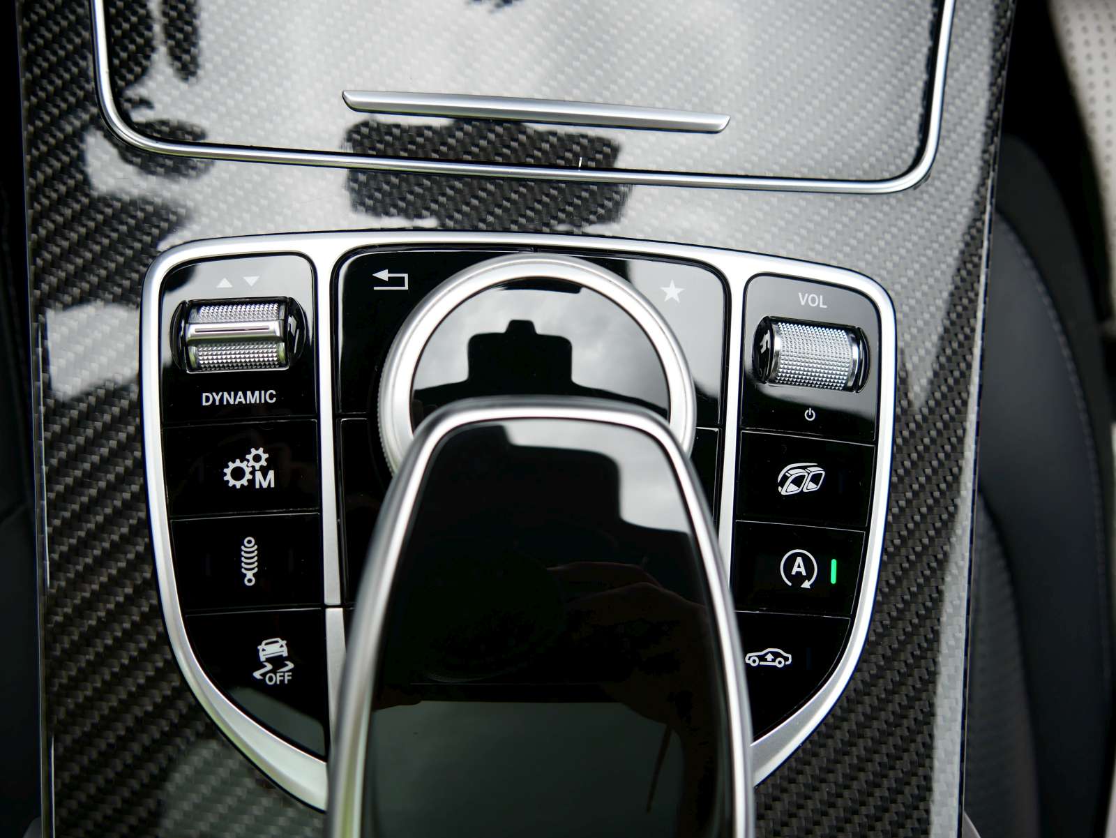 MERCEDES-BENZ GLC 63 AMG 4Matic+ 9G-Tronic-image-11