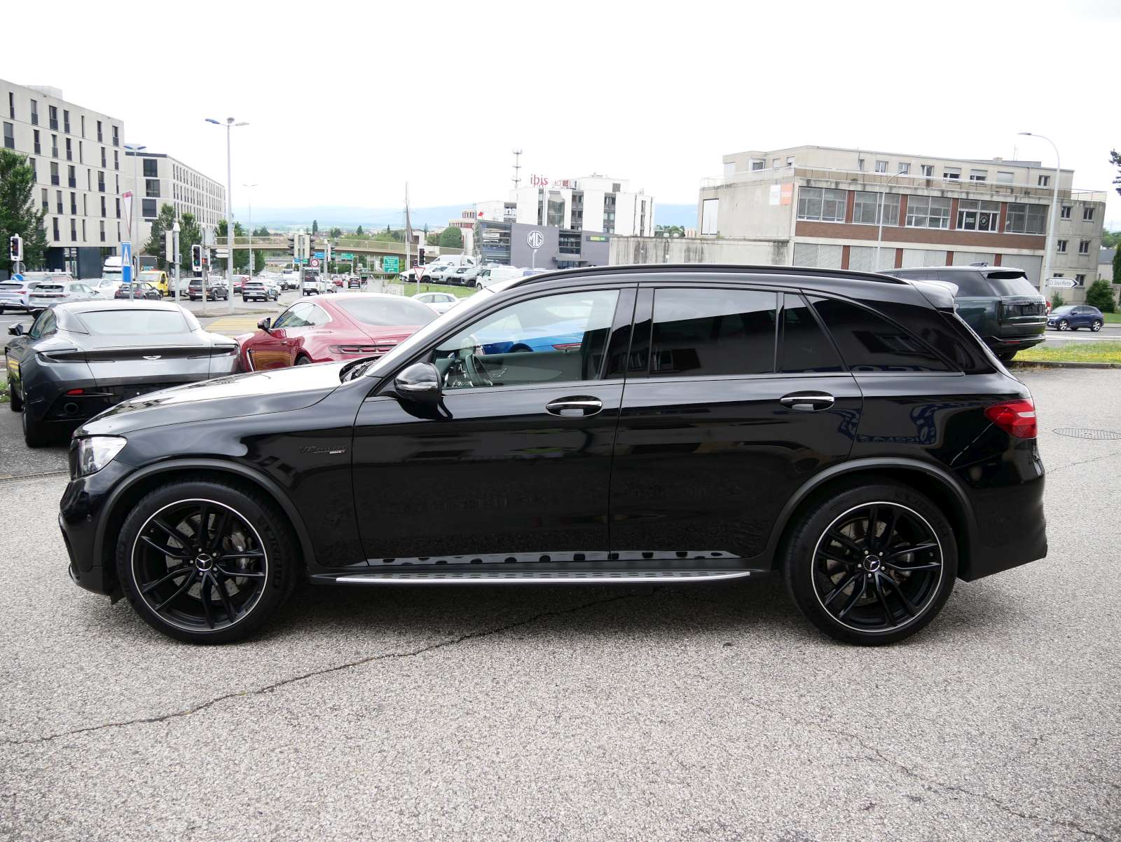 MERCEDES-BENZ GLC 63 AMG 4Matic+ 9G-Tronic-image-1
