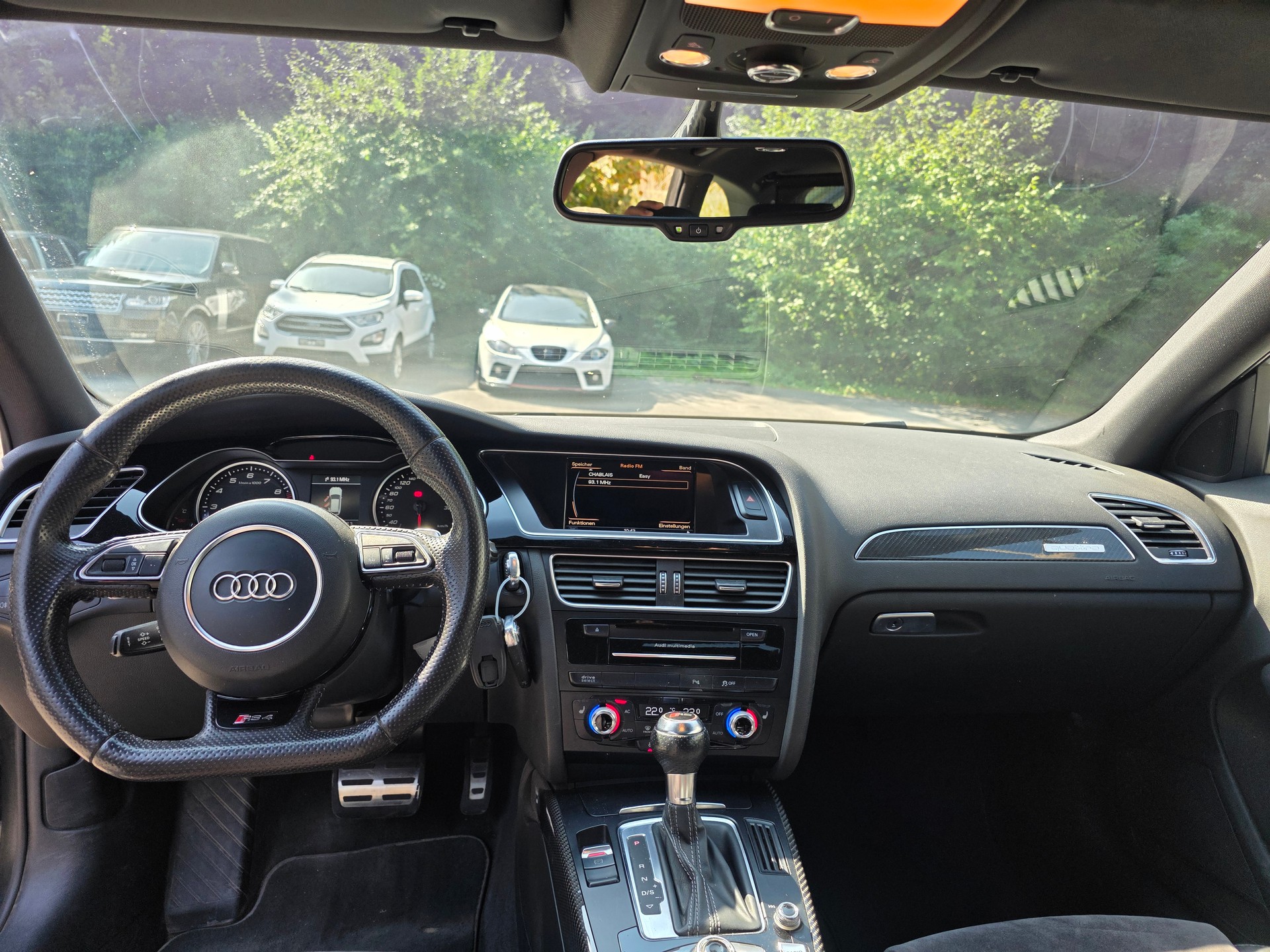 AUDI RS4 Avant 4.2 FSI V8 quattro S-tronic-image-9
