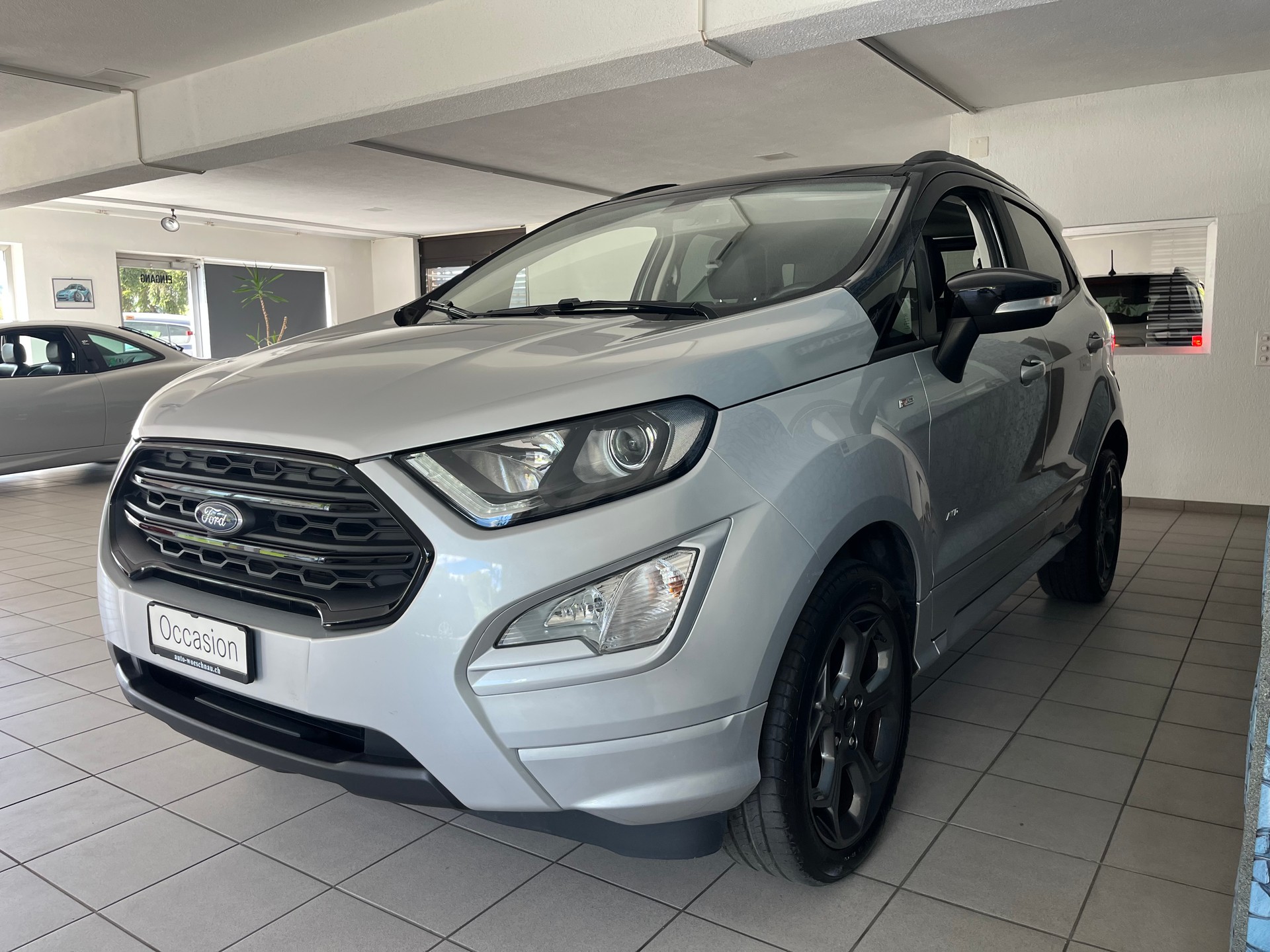 FORD EcoSport 1.5 TDCi ST-Line AWD Limited Edition-image-4