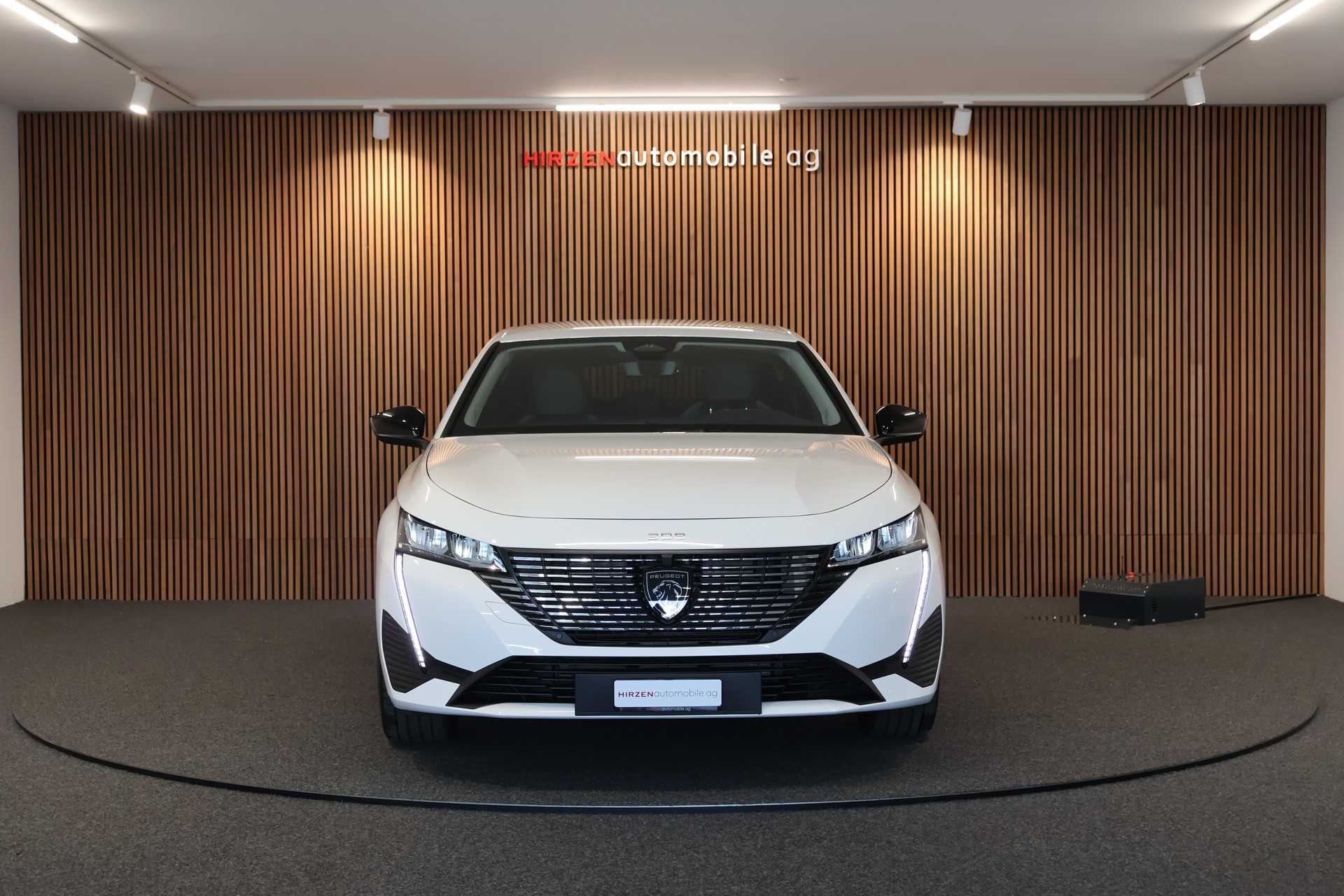 PEUGEOT 308 SW 1.5 BlueHDI Allure EAT8-image-7