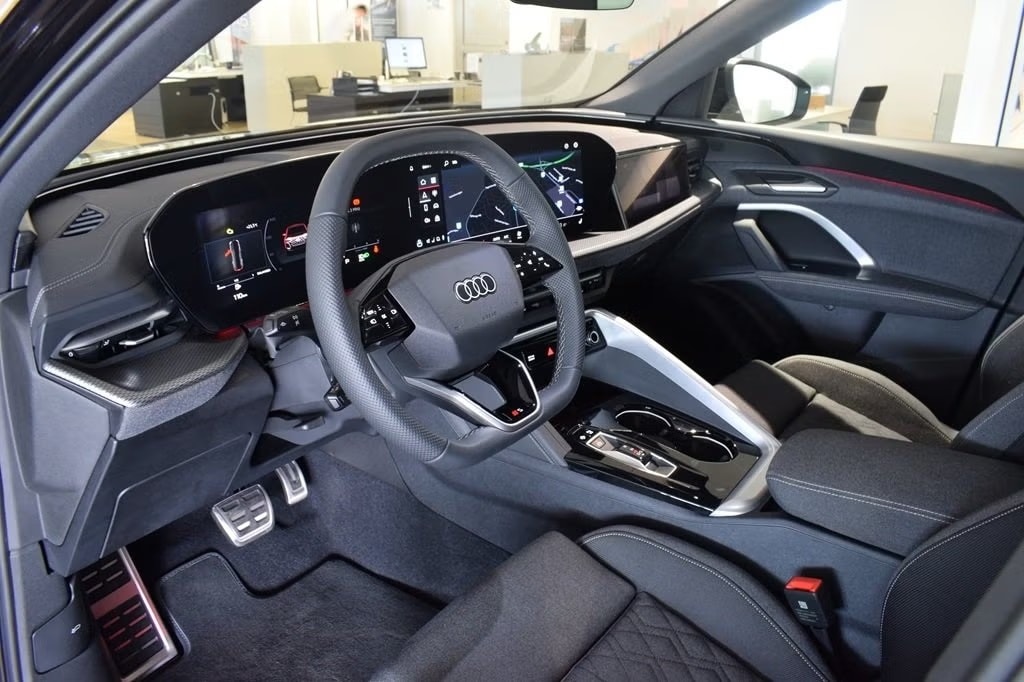 AUDI Q5 TDI quattro 150 kW S-tronic-showroom-element-3