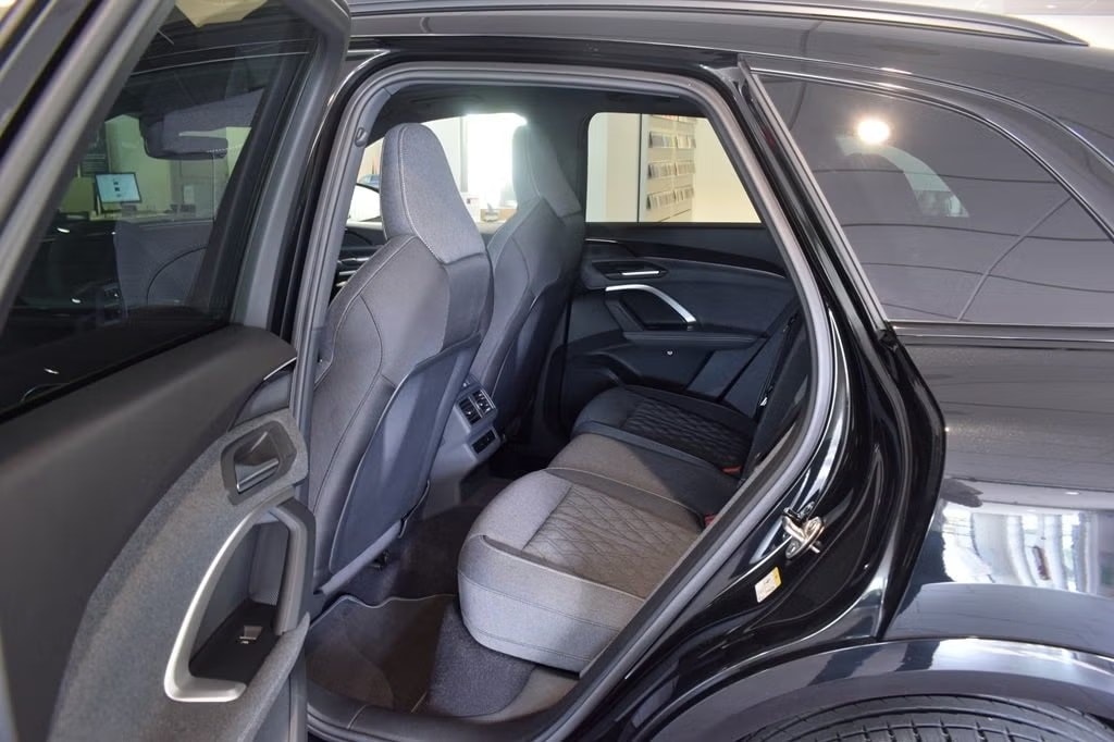 AUDI Q5 TDI quattro 150 kW S-tronic-image-6