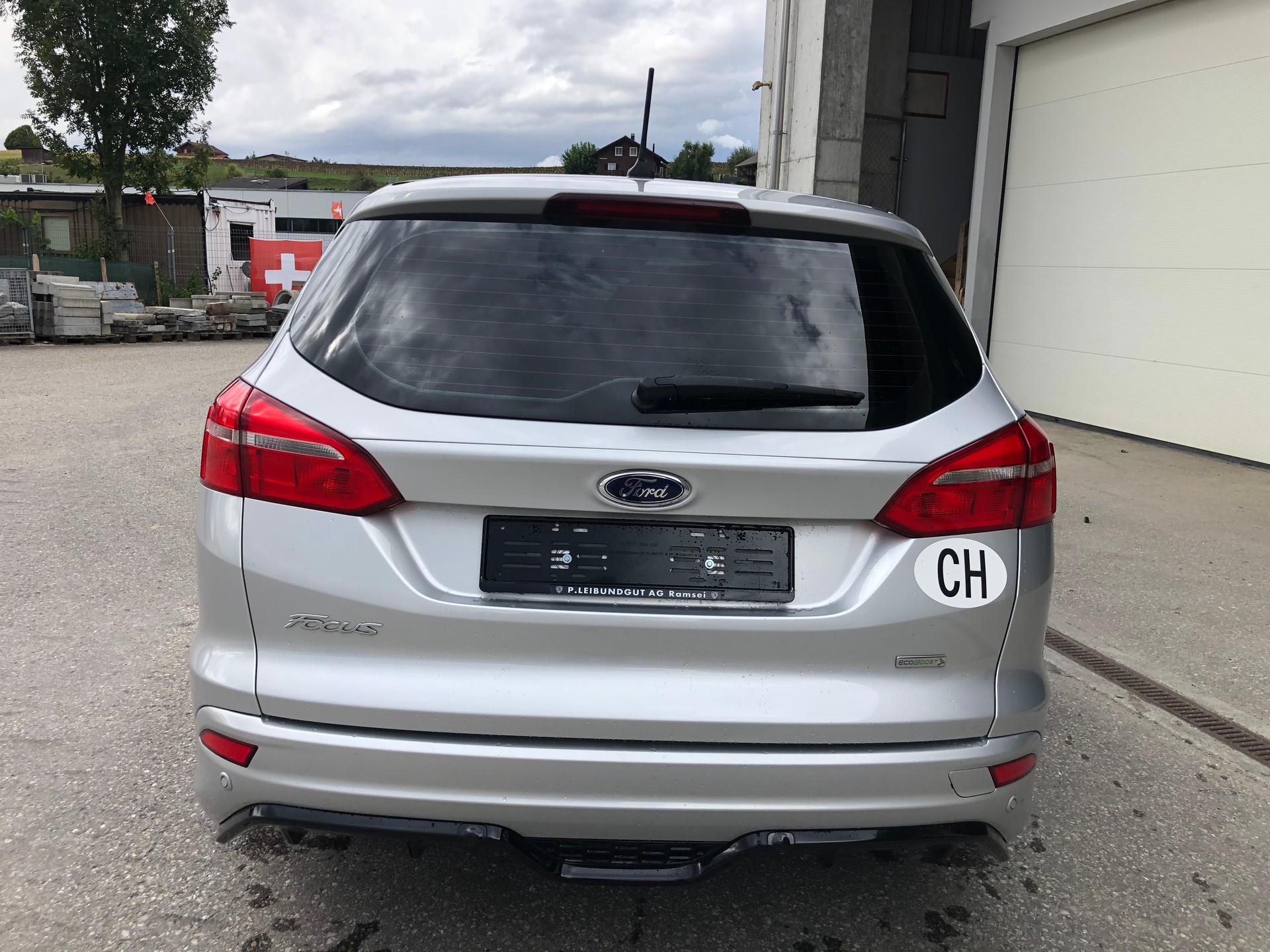 FORD Focus 1.0 SCTi ST Line-image-5