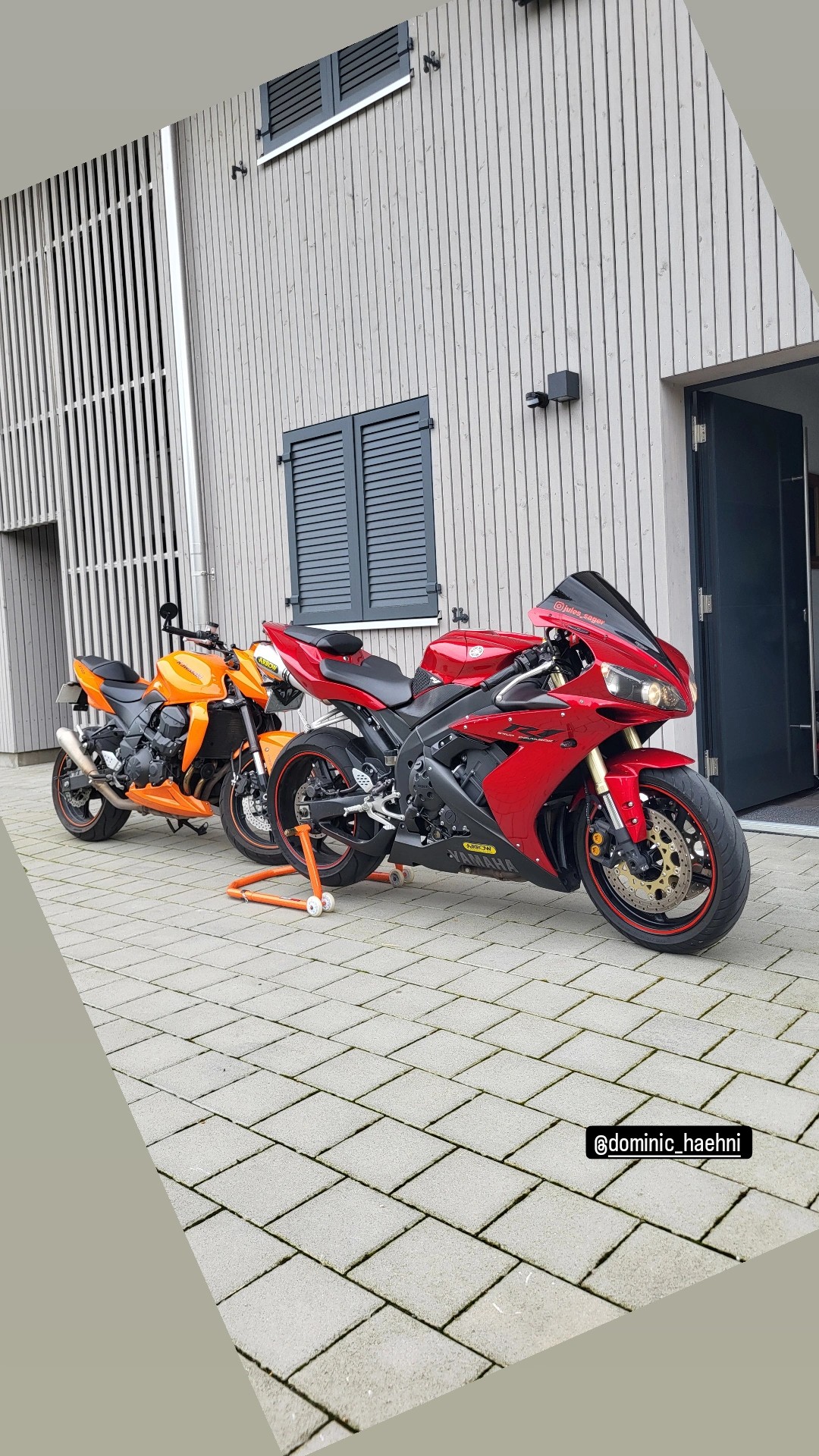 YAMAHA YZF-R1-image-1