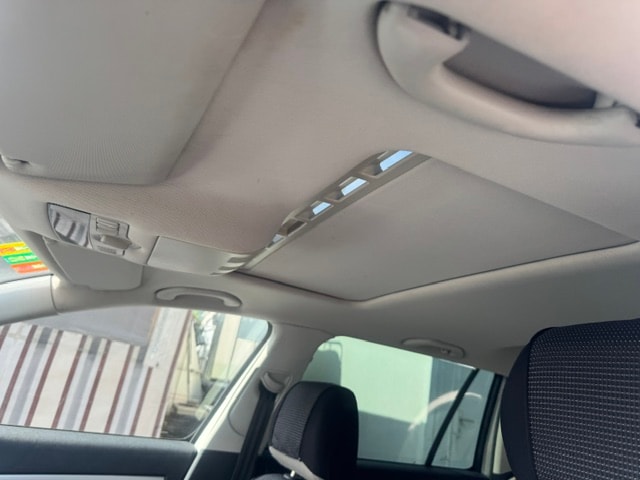 SKODA Octavia 1.9 TDI Swiss Adventure 4x4-image-12