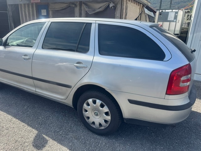 SKODA Octavia 1.9 TDI Swiss Adventure 4x4-image-7