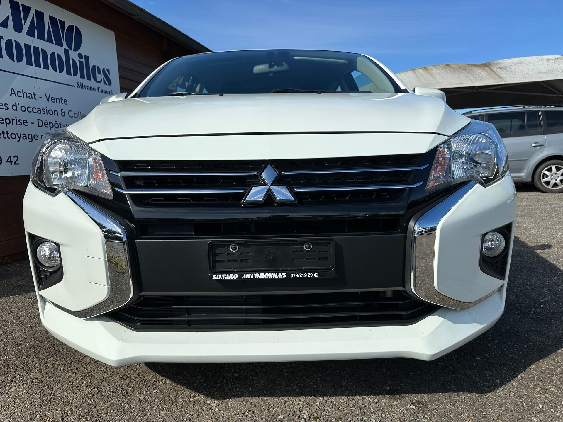 MITSUBISHI Space Star 1.2 Inform-showroom-element-3