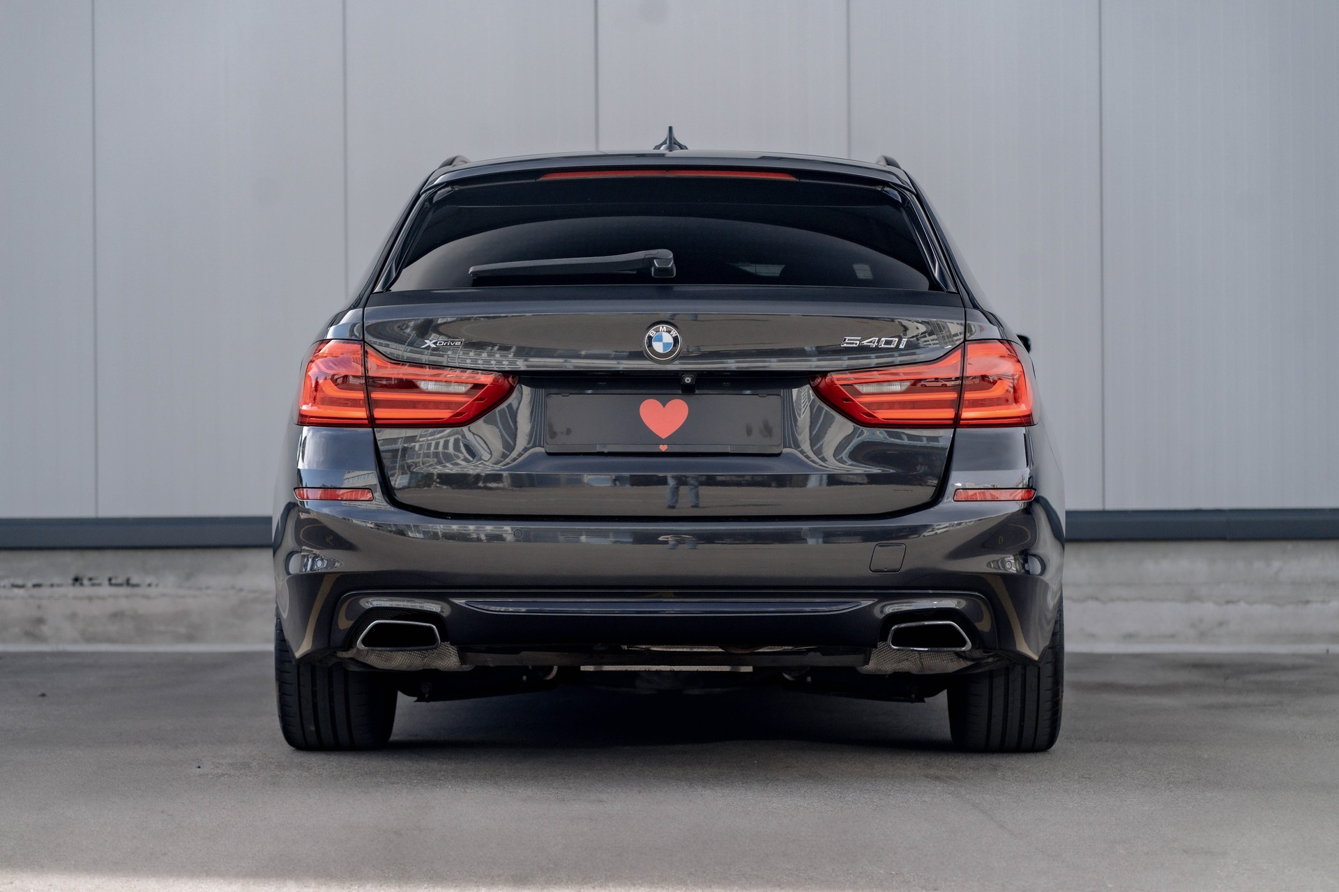 BMW 540i xDrive Touring Sport Line Steptronic * FRISCH AB MFK & SERVICE * TRAUMHAFTE AUSSTATTUNG * AHK *-image-5