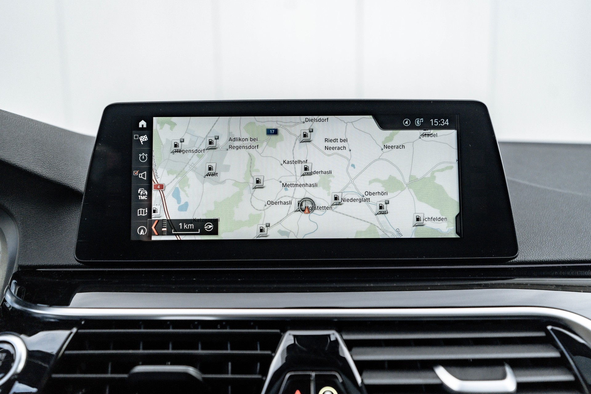 BMW 540i xDrive Touring Sport Line Steptronic * FRISCH AB MFK & SERVICE * TRAUMHAFTE AUSSTATTUNG * AHK *-image-15