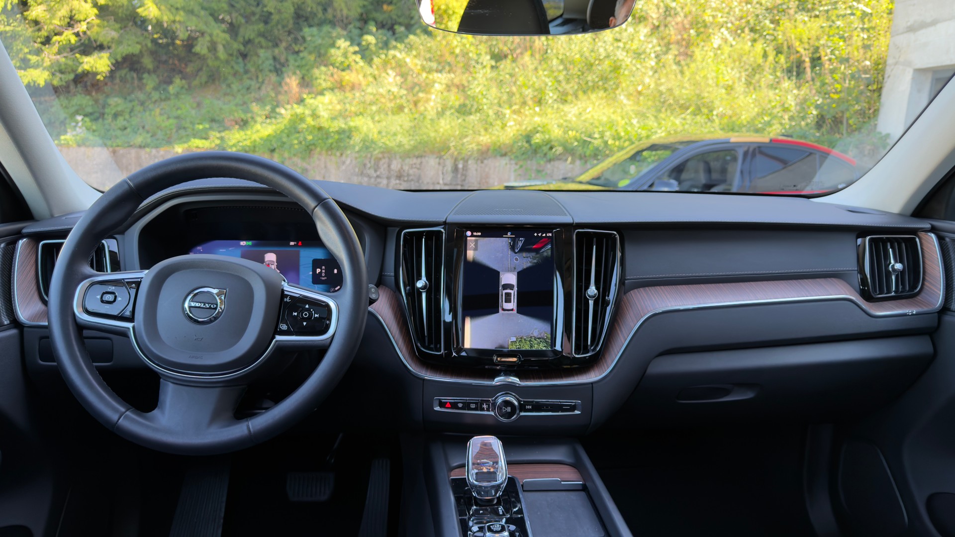 VOLVO XC60 B5 AWD Ultimate Bright-image-10