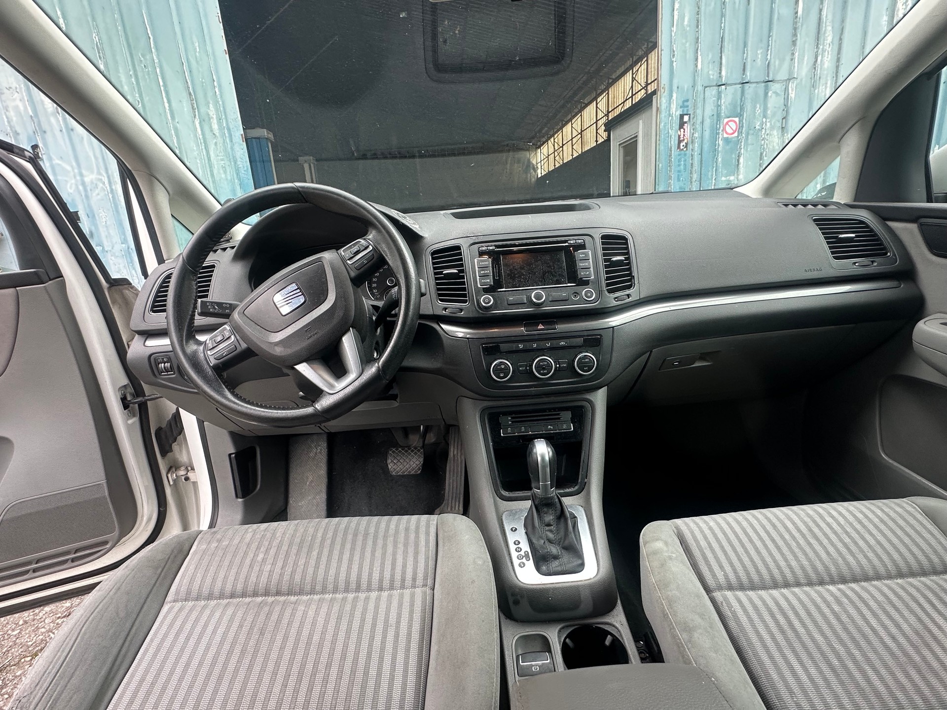 SEAT Alhambra 2.0 TDI Reference Eco DSG-image-8