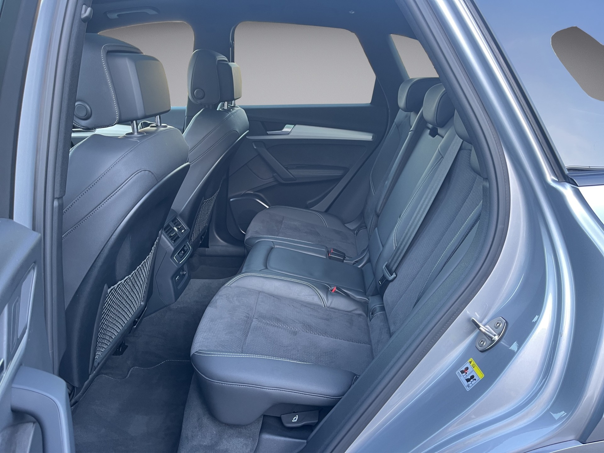 AUDI Q5 55 TFSI e PHEV S line quattro S-tronic*Panodach, AHK, Standklima/Heizung, (5-Jahre Garantie)-image-11