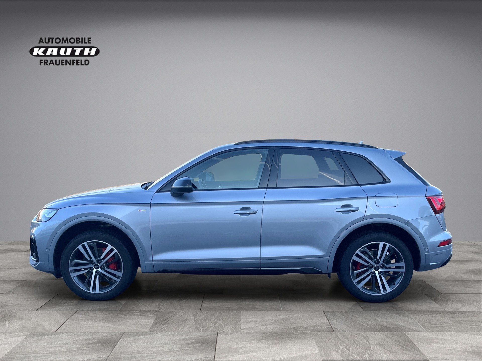 AUDI Q5 55 TFSI e PHEV S line quattro S-tronic*Panodach, AHK, Standklima/Heizung, (5-Jahre Garantie)-showroom-element-1
