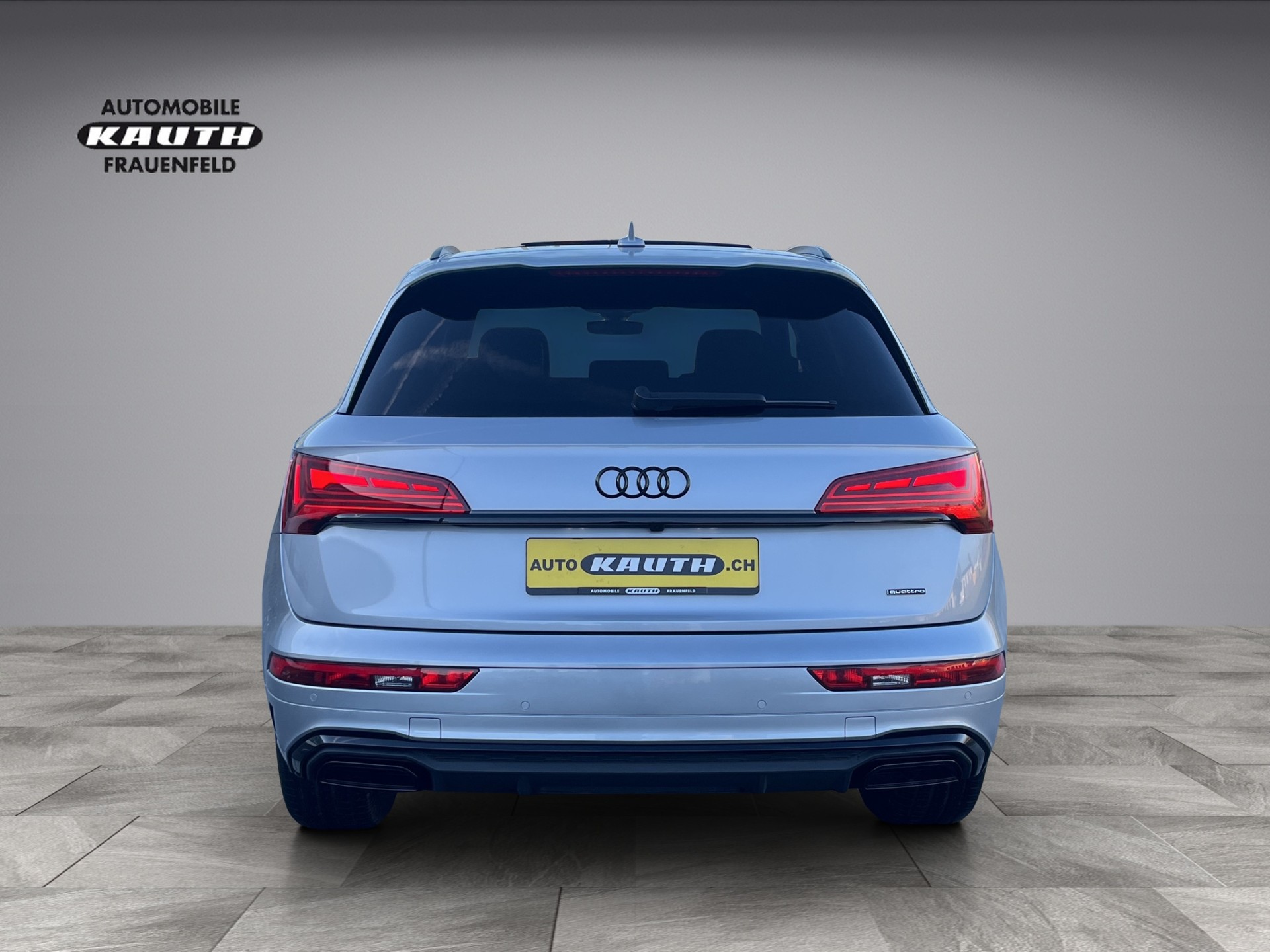 AUDI Q5 55 TFSI e PHEV S line quattro S-tronic*Panodach, AHK, Standklima/Heizung, (5-Jahre Garantie)-image-4