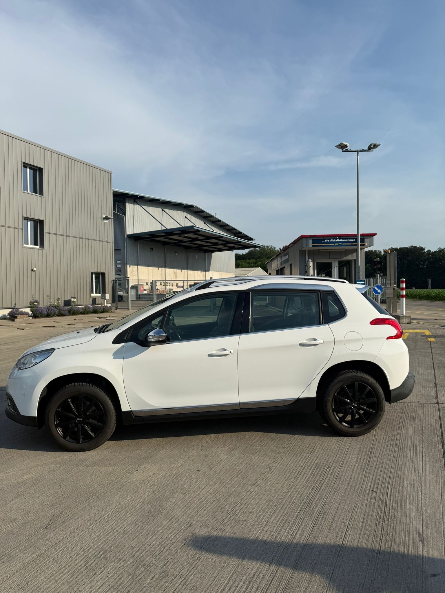 PEUGEOT 1.6 BlueHDi 120 Allure