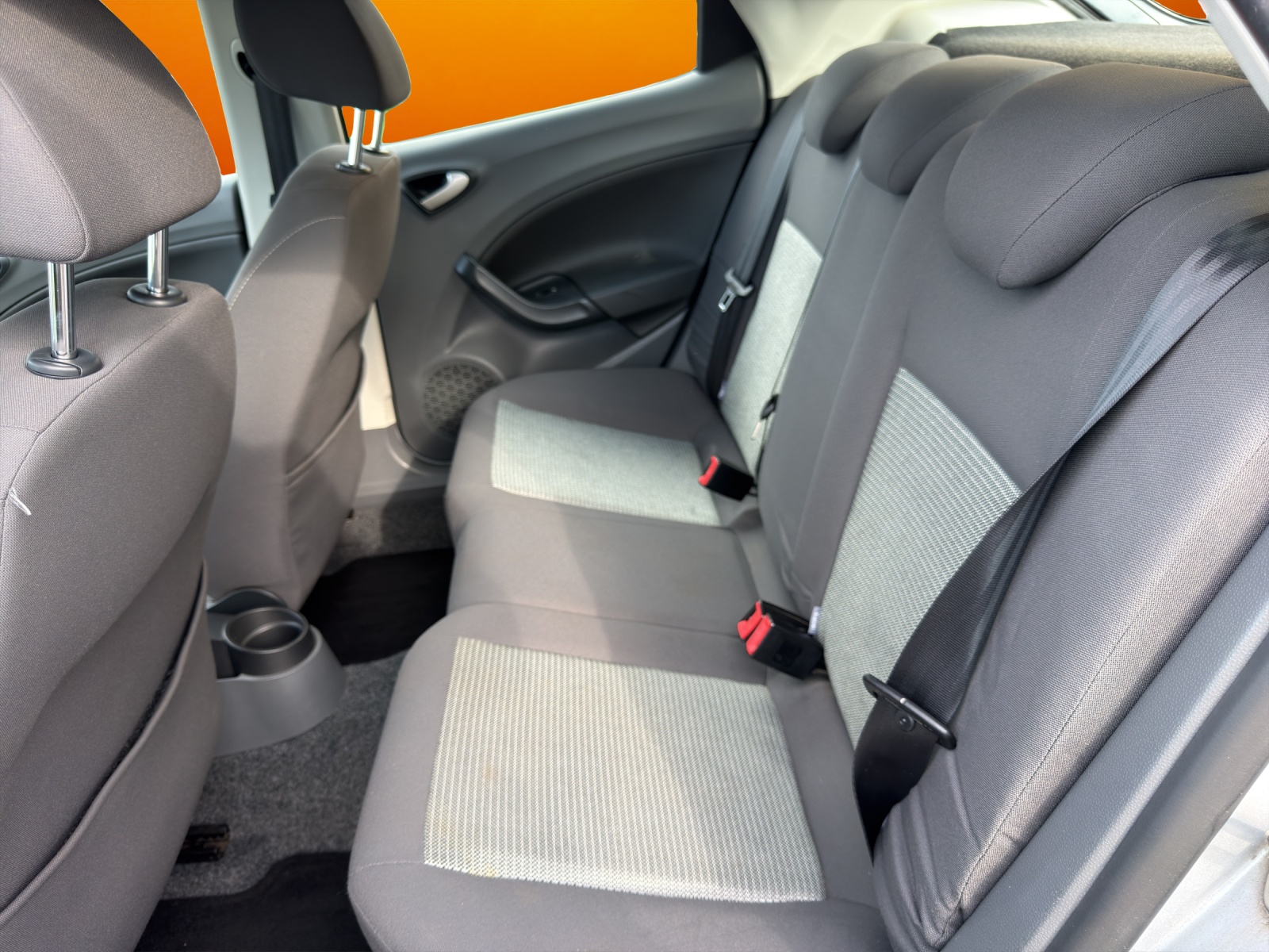 SEAT Ibiza 1.4 Style-image-11