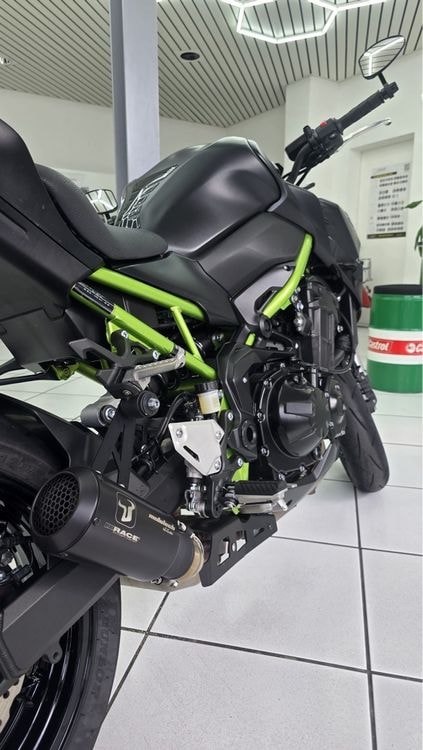 KAWASAKI Z 900-image-4