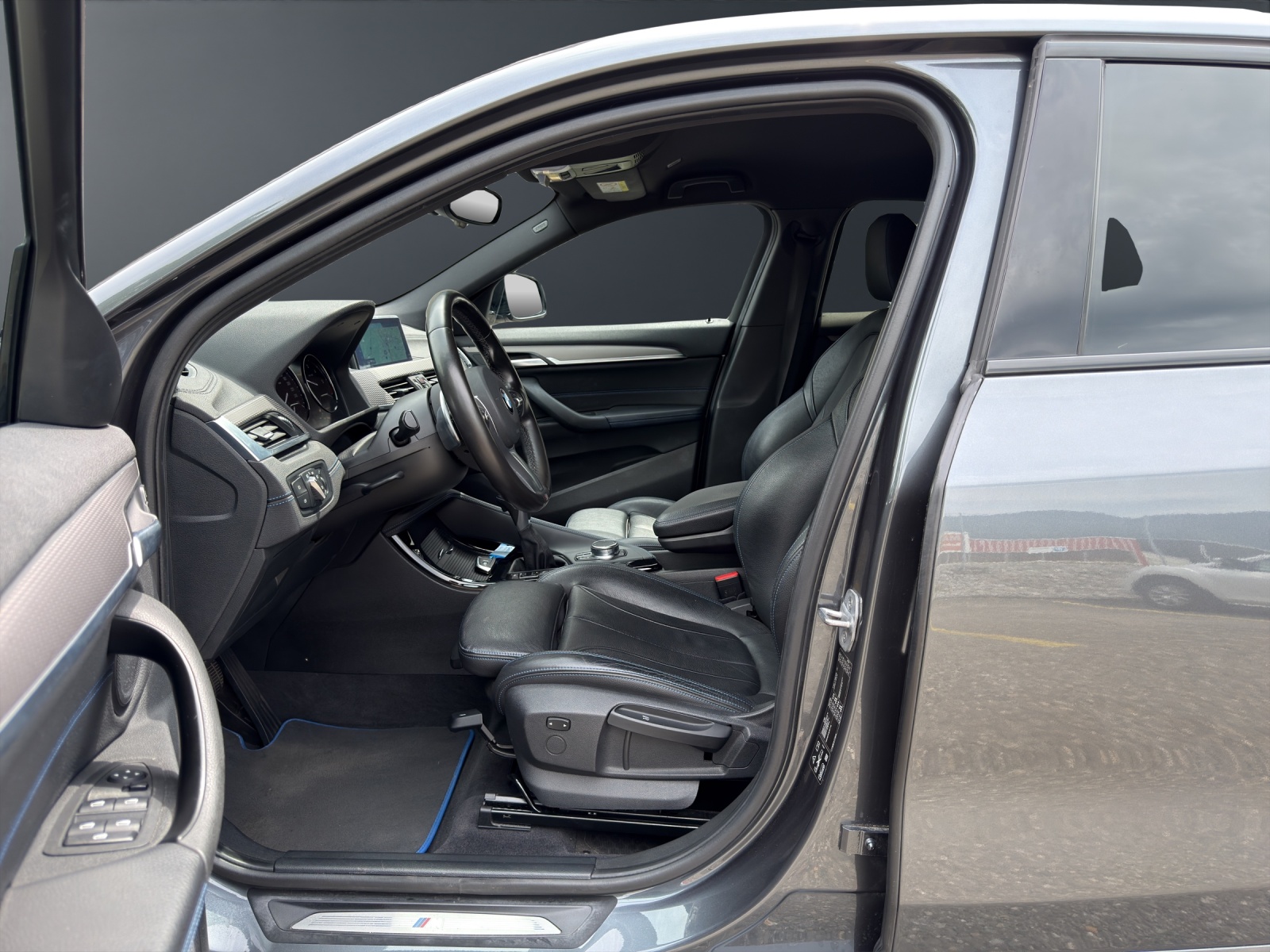 BMW X2 xDrive 25d M Sport Steptronic-image-21