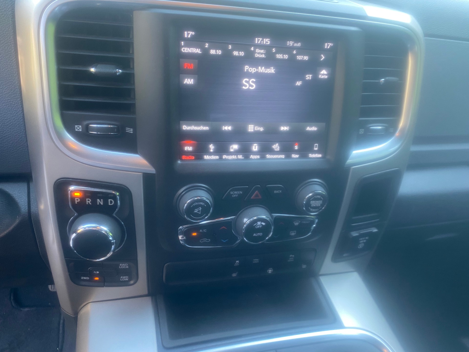 DODGE 1500-image-10