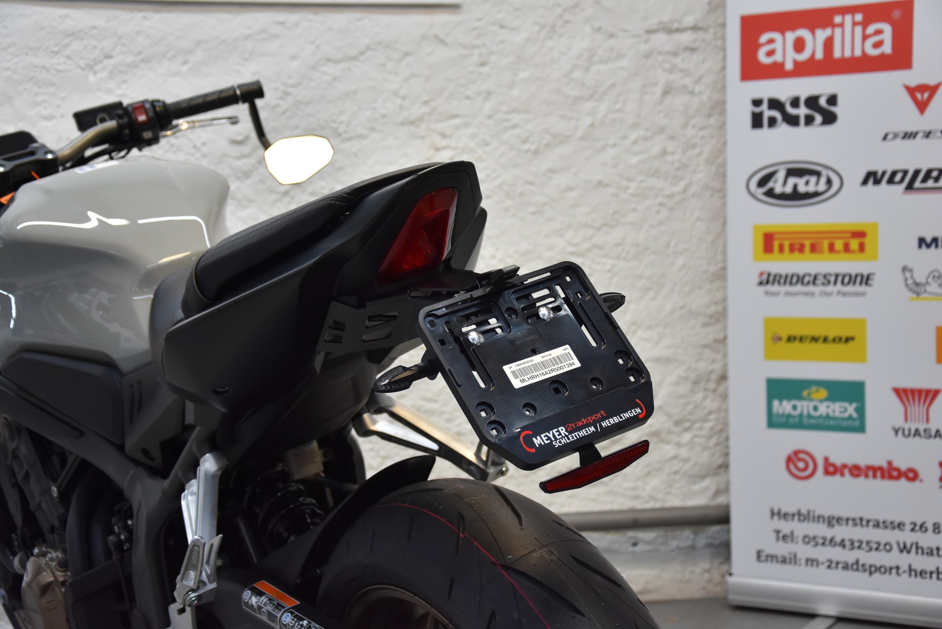 HONDA CB 650 R-image-8