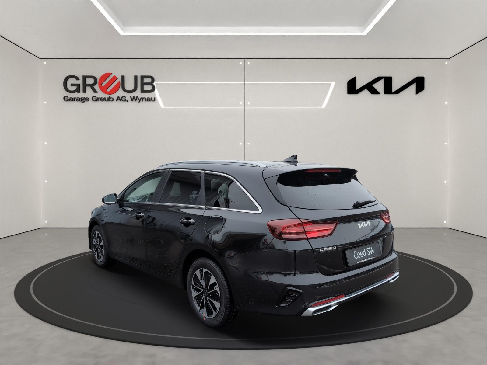 KIA Ceed SW 1.6 GDi Plug-in Hybrid Style-image-6