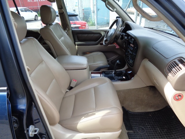TOYOTA Land Cruiser 500 4.7 S.Saloon-image-9