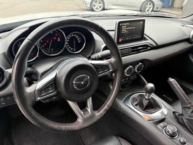 MAZDA MX-5 2.0 Revolution-image-8