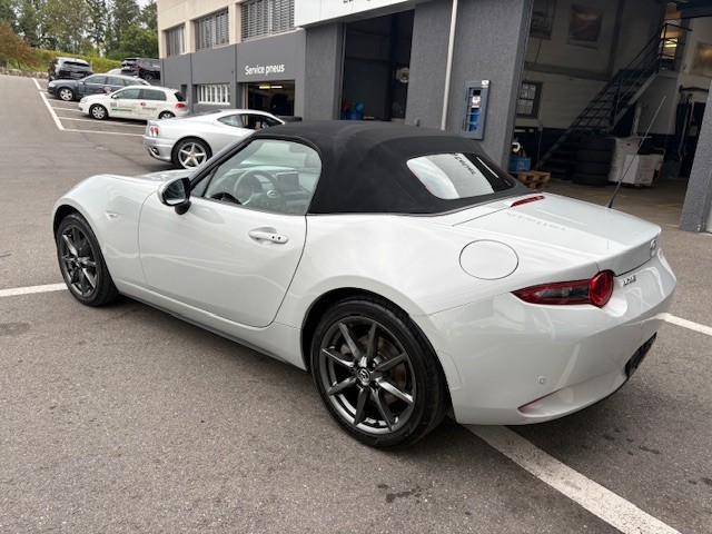 MAZDA MX-5 2.0 Revolution-image-5