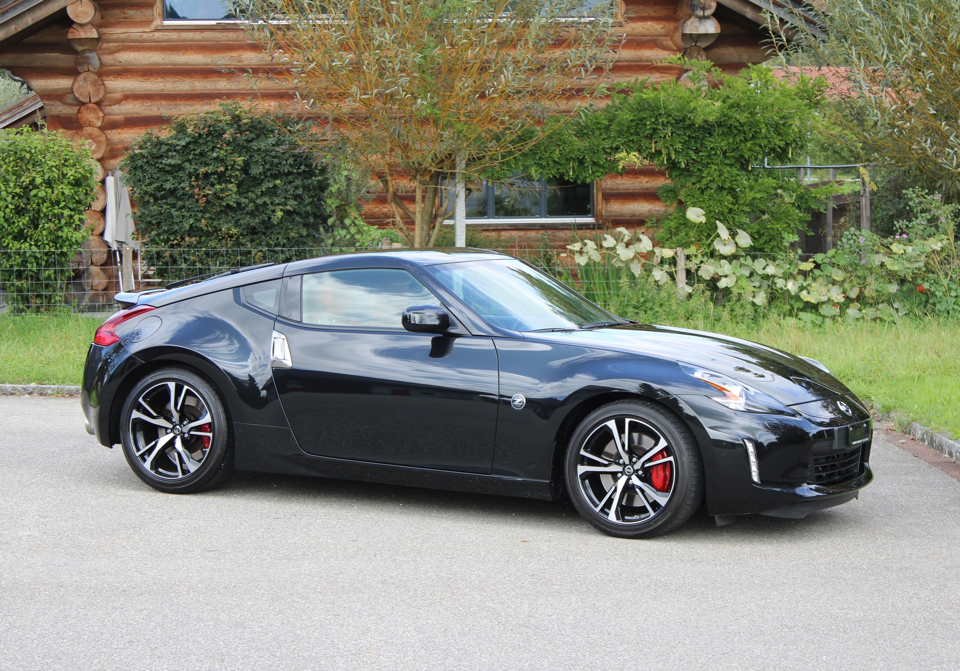 NISSAN 370 Z Pack Final Edition-image-1