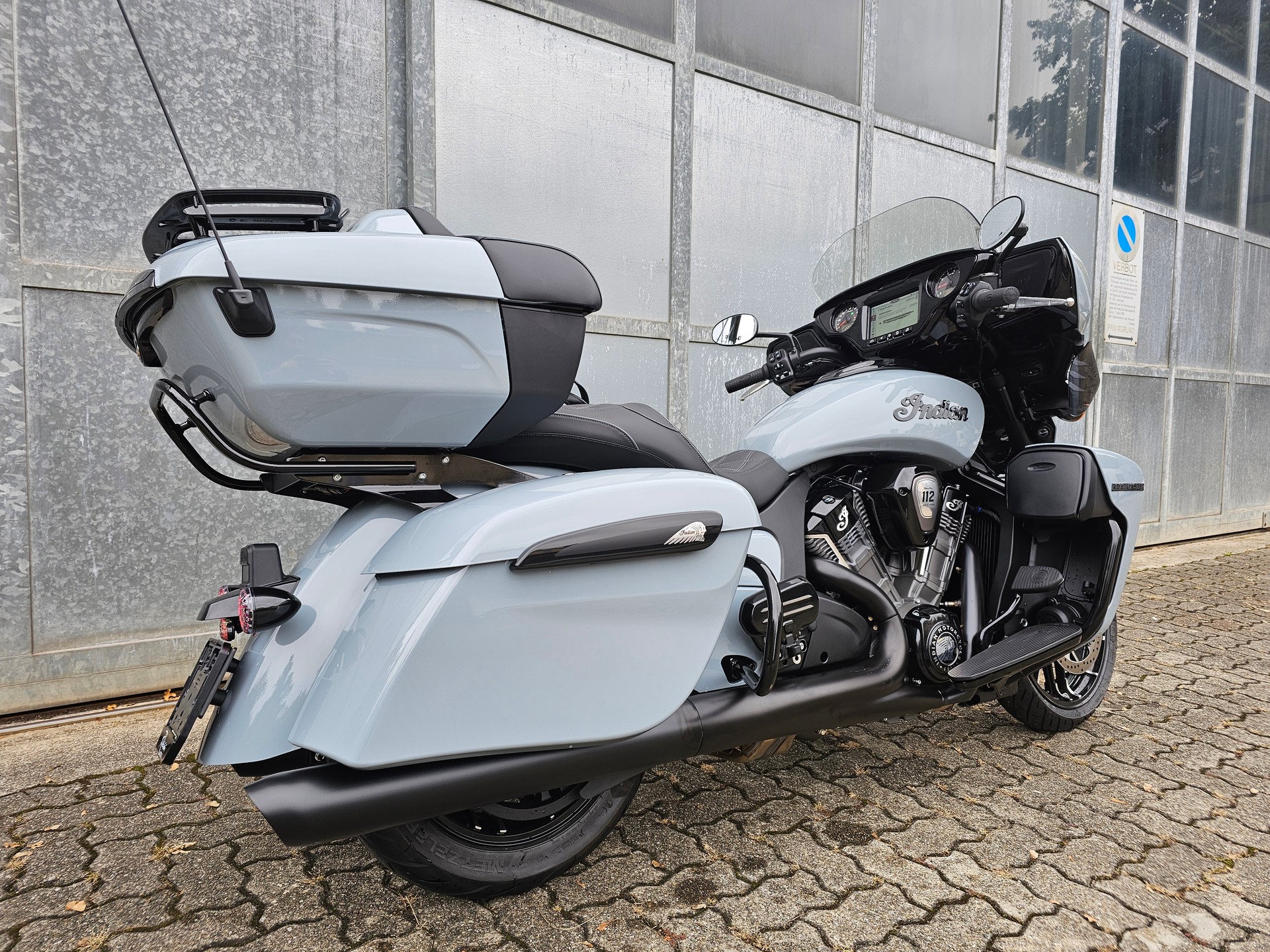 INDIAN Roadmaster Power Plus Dark Horse-image-5