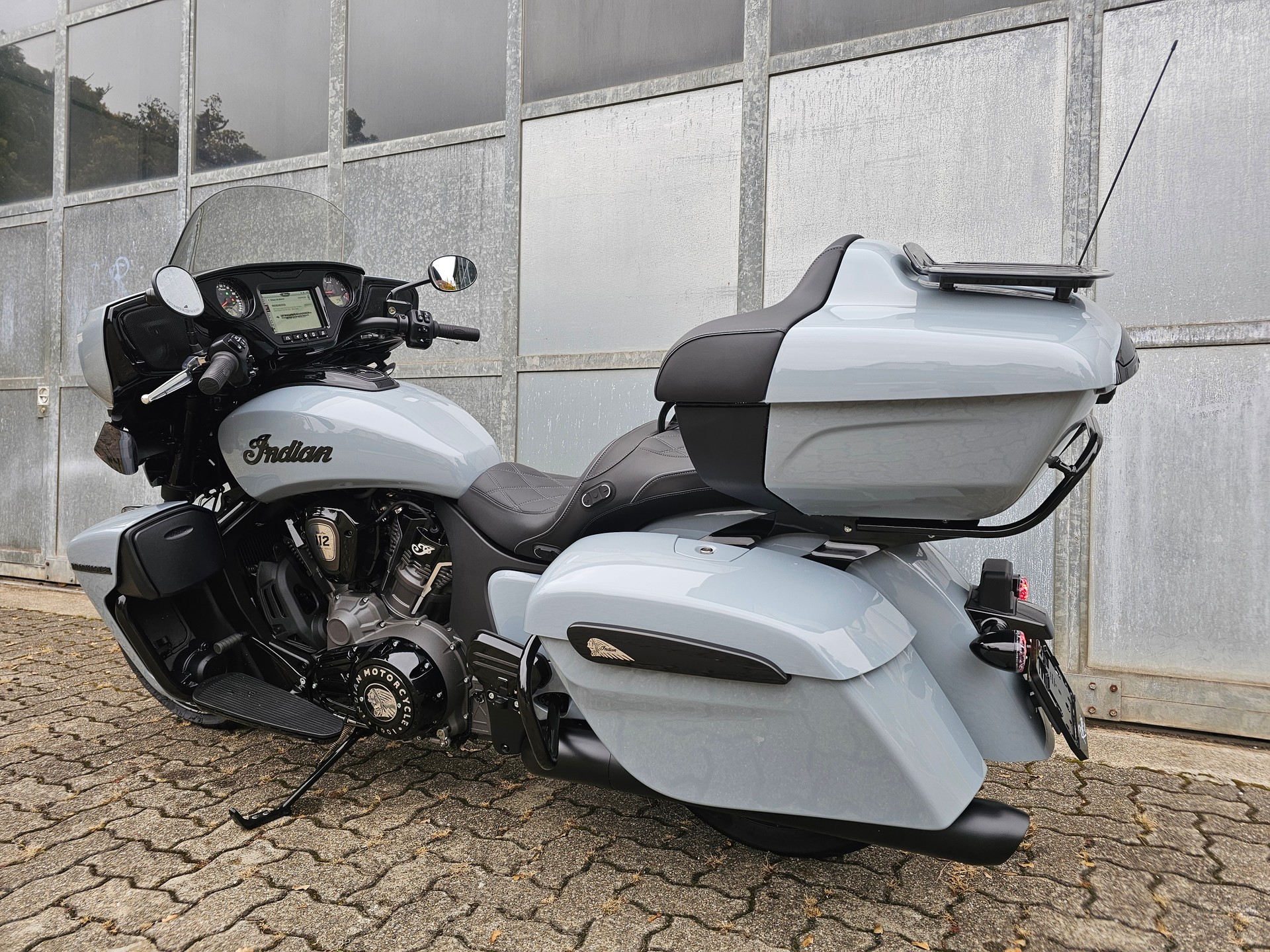 INDIAN Roadmaster Power Plus Dark Horse-image-4