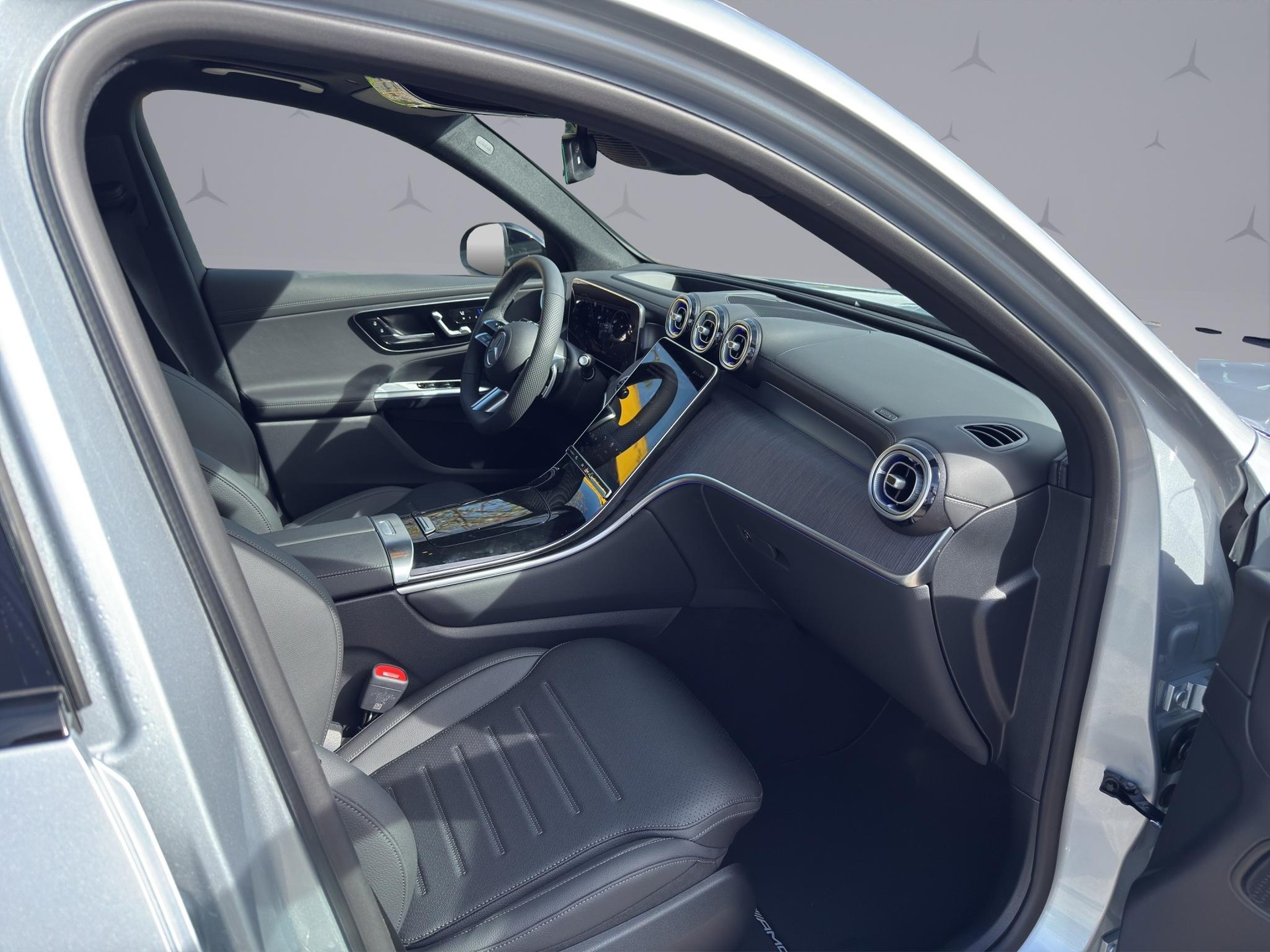 MERCEDES-BENZ GLC 450 d AMG Line 4matic-image-16