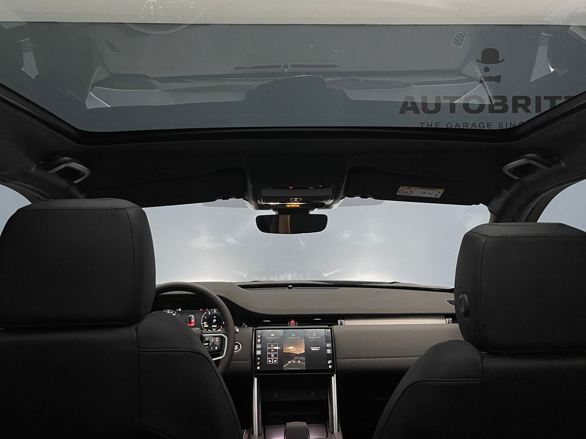LAND ROVER Discovery Sport 1.5 T 270e Dynamic SE-image-7